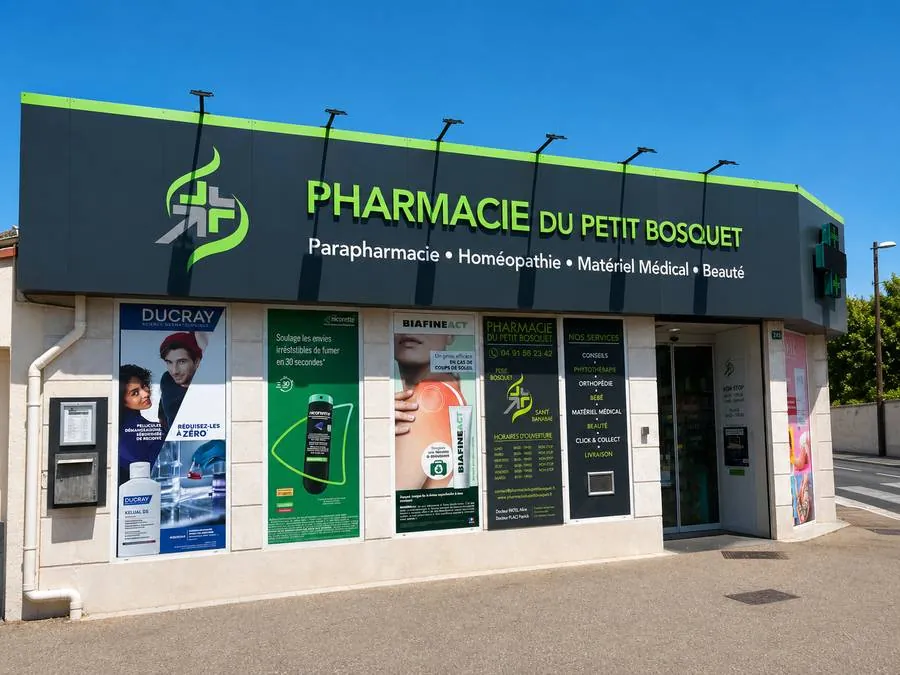 Pharmacie du Petit Bosquet — voisine du cabinet